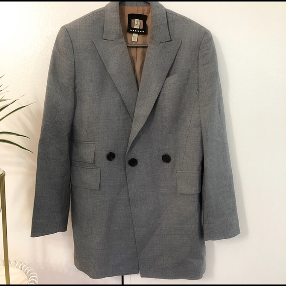 Landscape- Oversized Gray Blazer - Picture 2 of 16